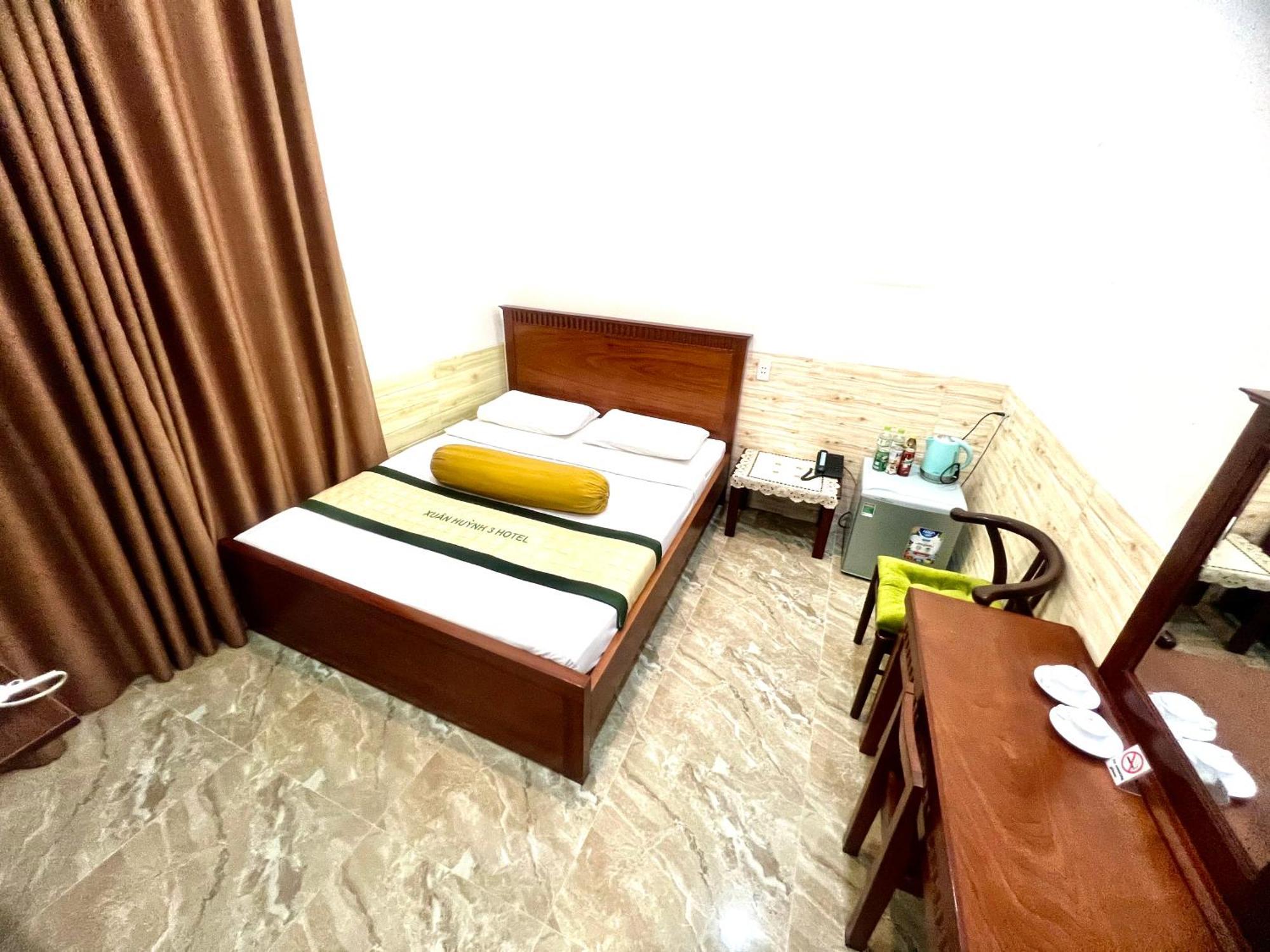 XUÂN HUỲNH 3 Hotel Soc Trang Exterior foto