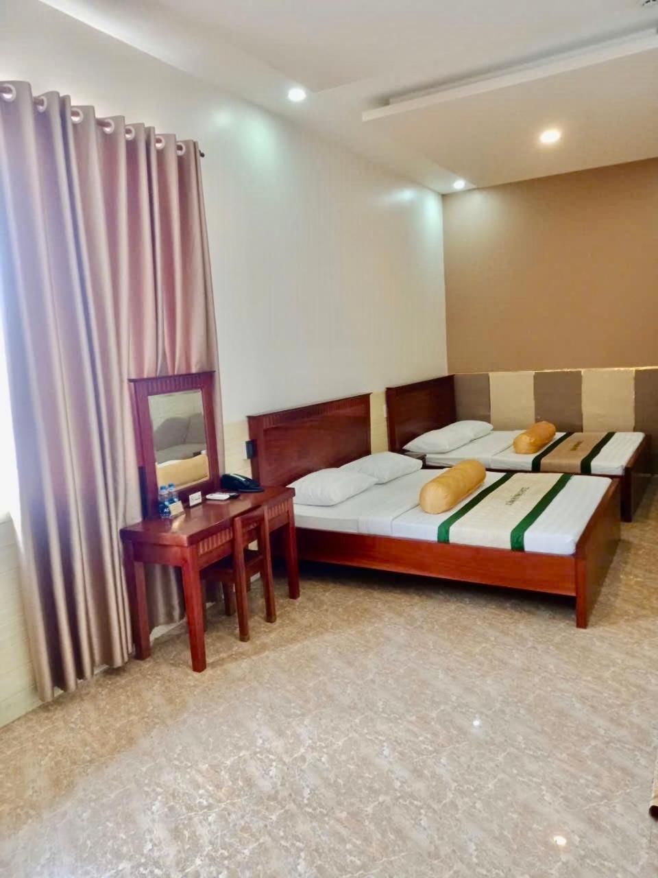 XUÂN HUỲNH 3 Hotel Soc Trang Exterior foto