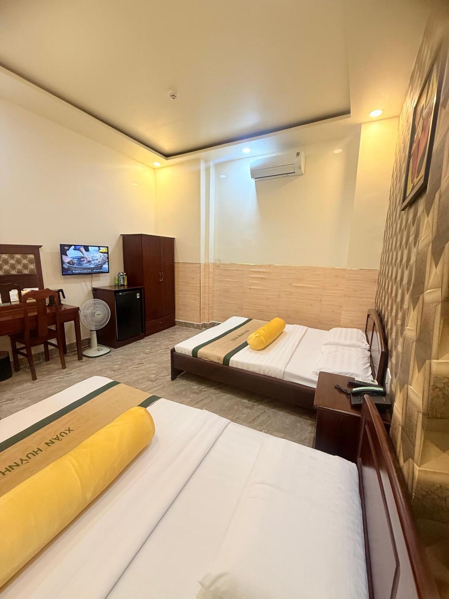 XUÂN HUỲNH 3 Hotel Soc Trang Exterior foto